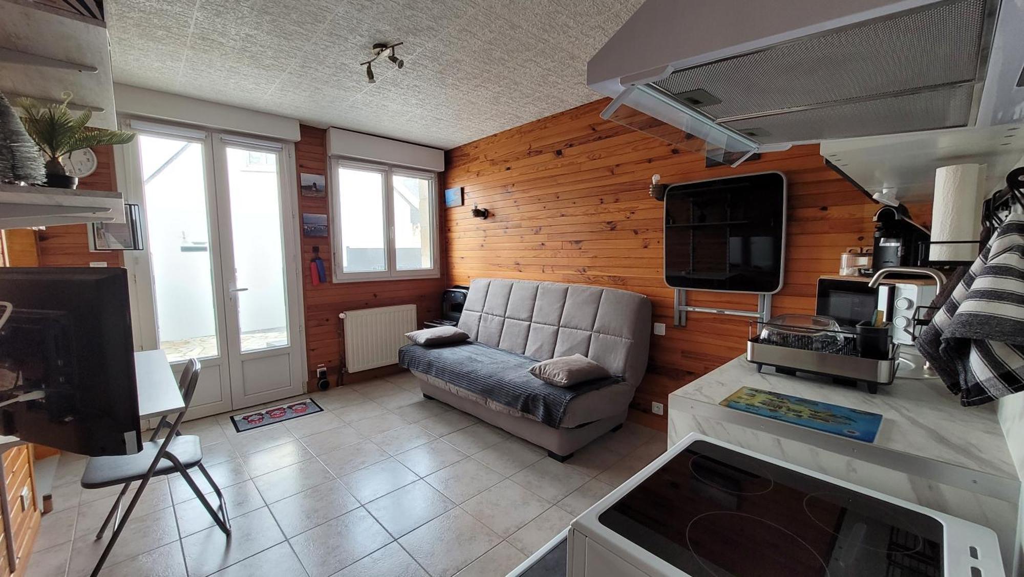 Update Location Lanester Exterior foto