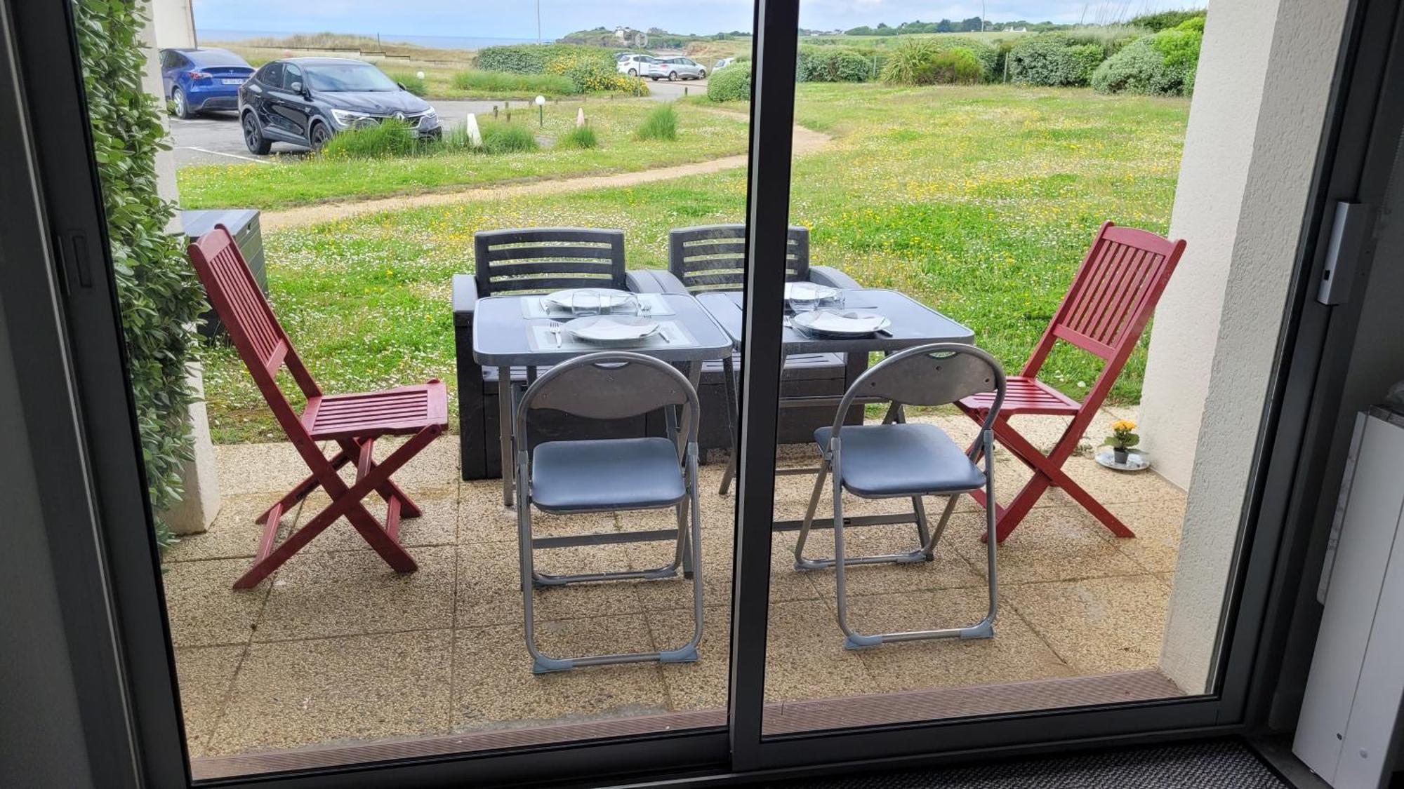 Update Location Lanester Exterior foto